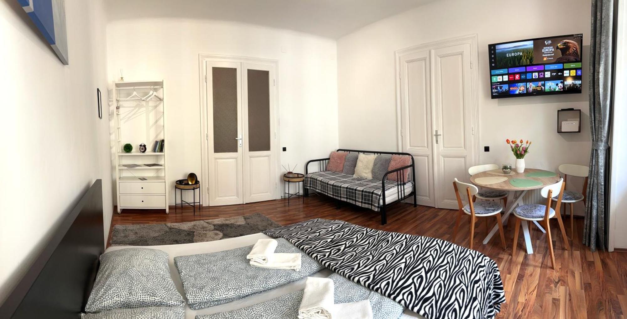 Big And Comfortable Mariahilfer Apartment فيينا المظهر الخارجي الصورة